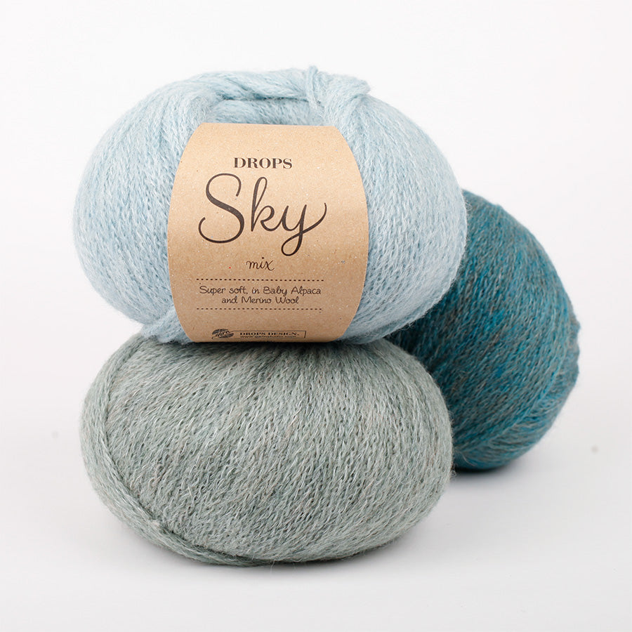 Drops SKY mix/uni  50g/150 m Superweiches, leichtes Garn aus Babyalpaka und Merinowolle DK