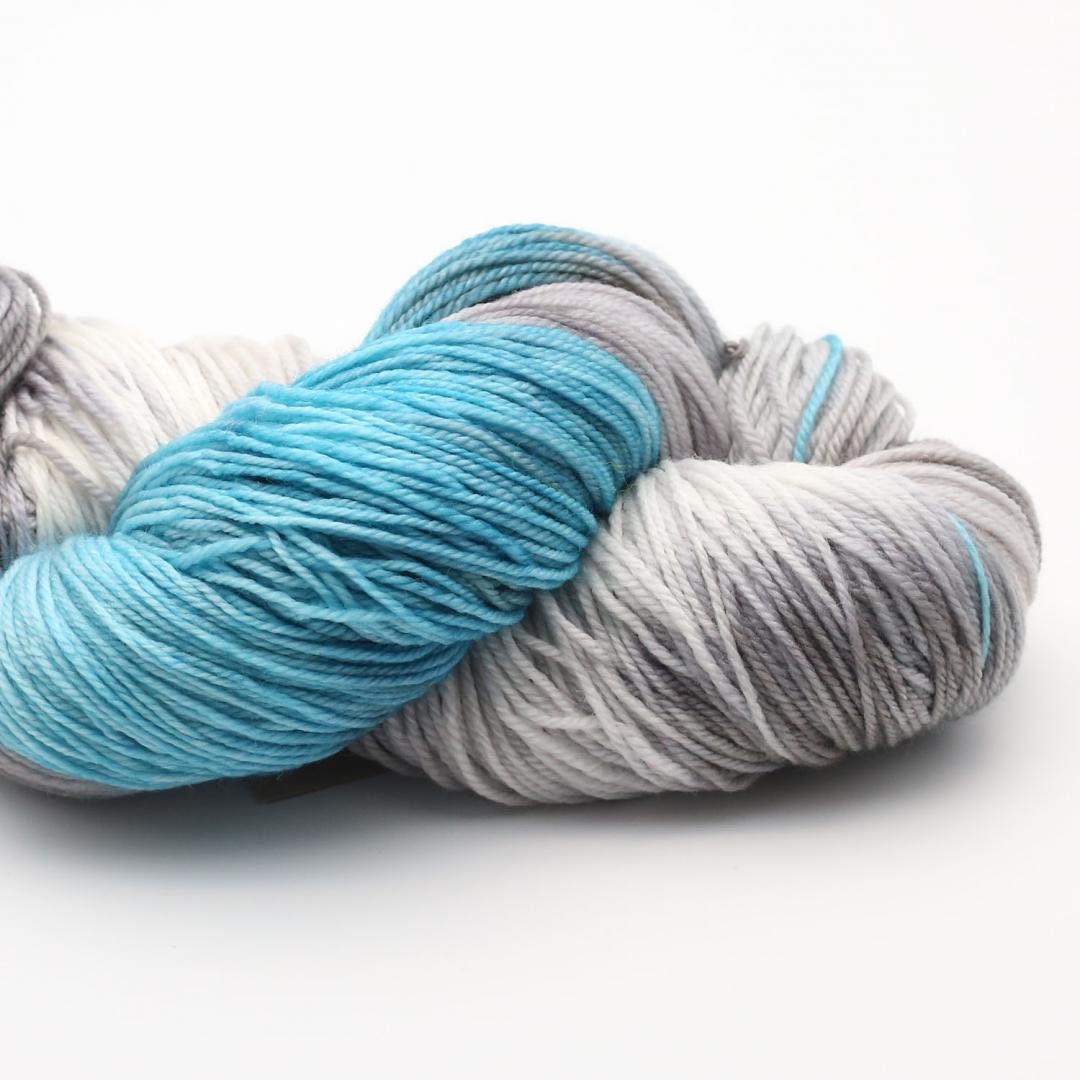 Manos del Uruguay Sockenwolle 100g/405m handgefärbt ALEGRIA Merino extrafine 405m/100g