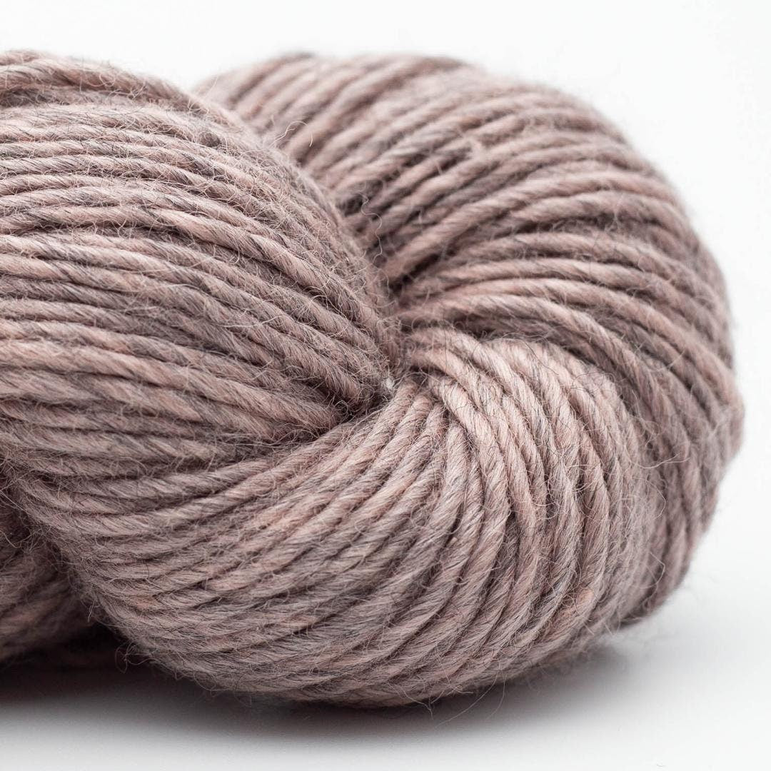 WILD WOOL Erika Knight 100g/170m Schurwolle  Corriedale Schafe England mulesingfrei Aran