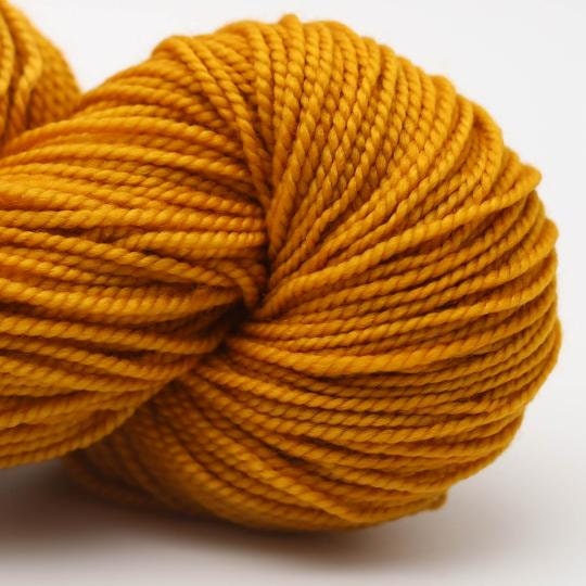Manos del Uruguay SAMI SEMI SOLID handgefärbt 100g/250m Merino extrafine