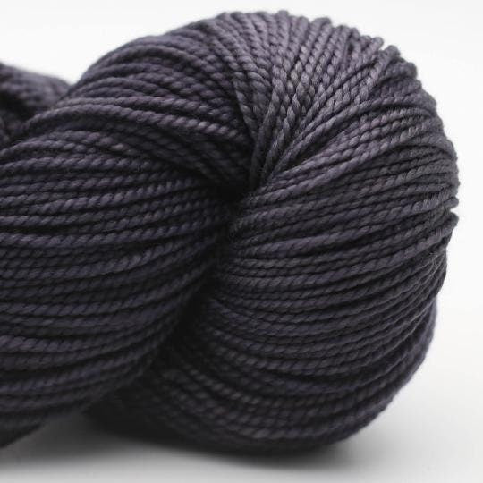 Manos del Uruguay SAMI SEMI SOLID handgefärbt 100g/250m Merino extrafine