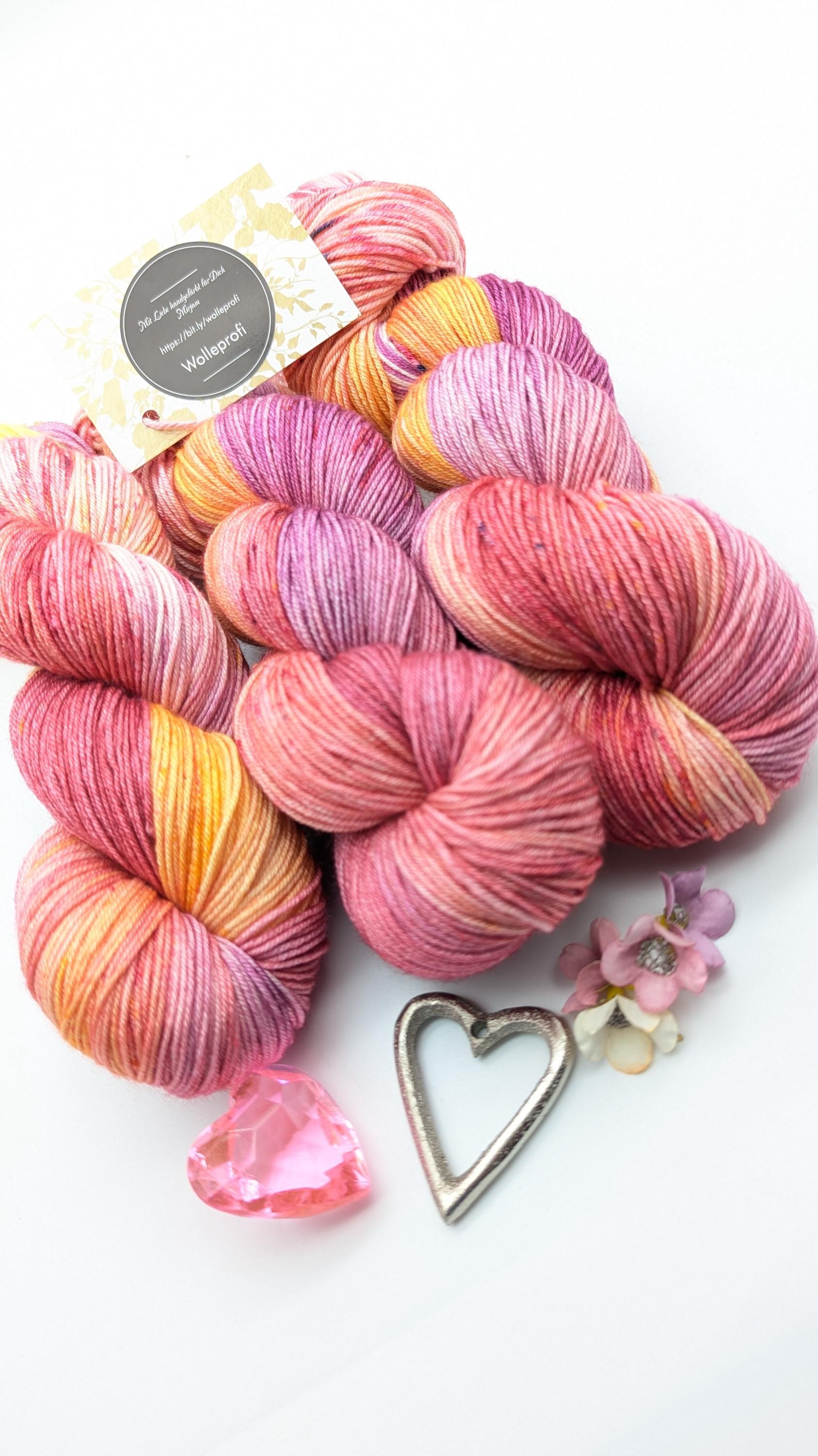 HANDGEFÄRBTES Luxusgarn 100g/400m Maulbeeerseide Merino extrafine rosa lila gelb Candy Mix 2"