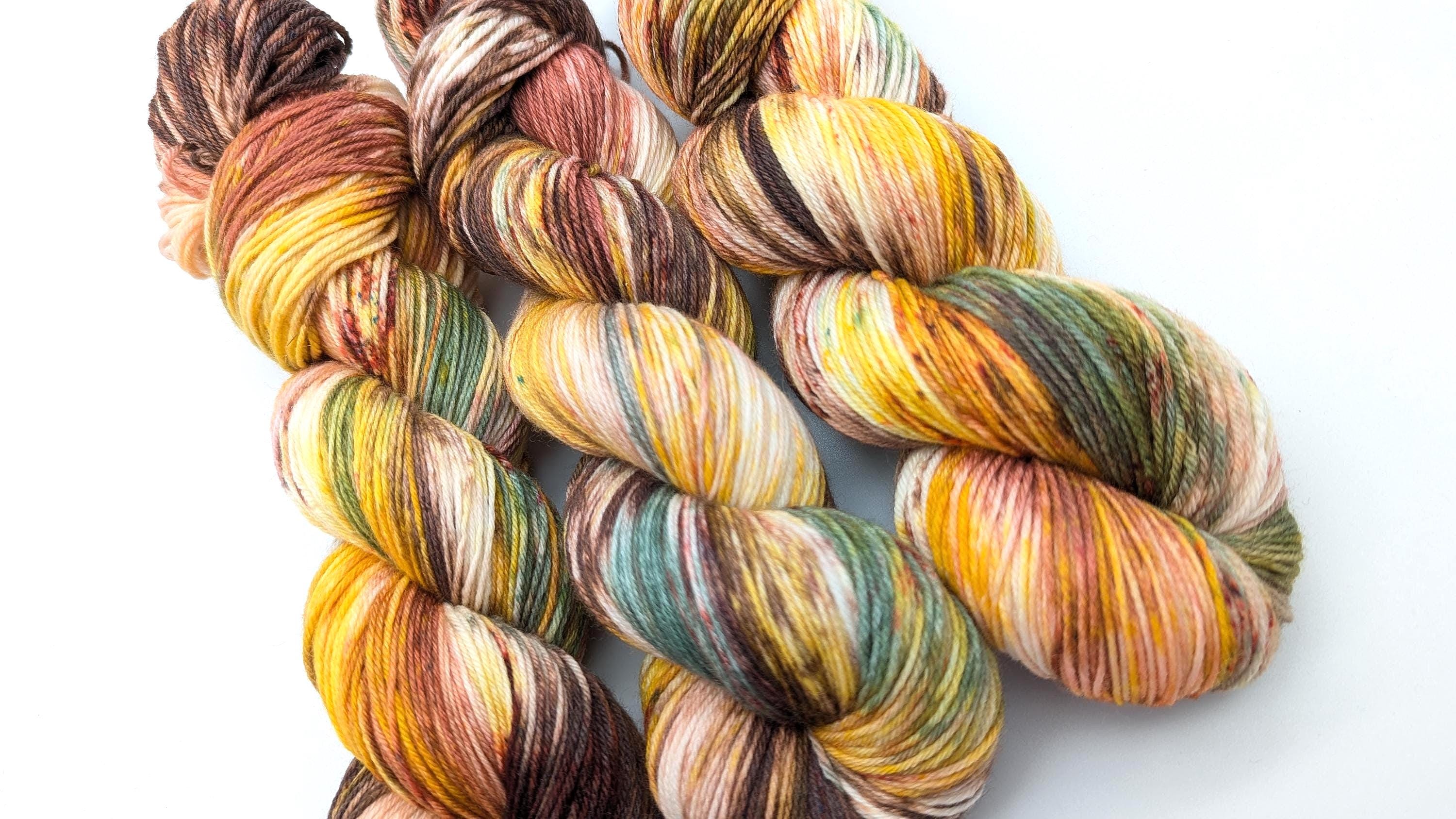 Handgefärbte Sockenwolle 4 fach High Twist 100g/400m Merino extrafine - "Sunny Autumn" braun grün natur