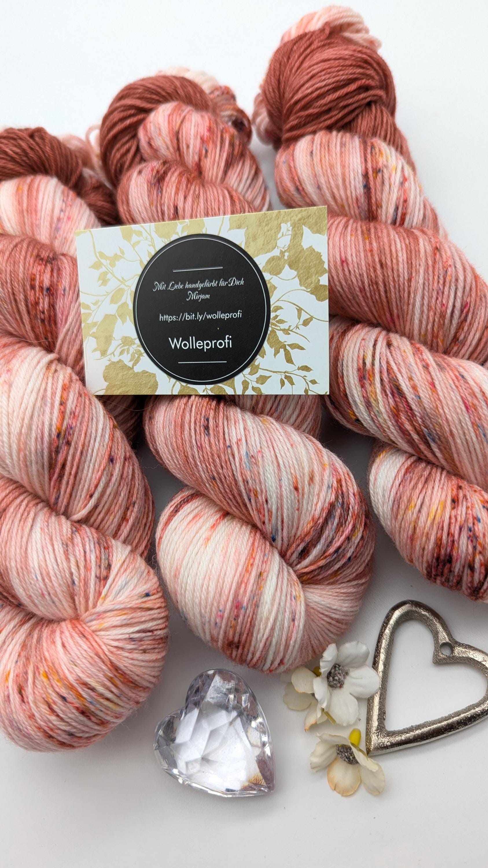 Handgefärbte Sockenwolle 4 fach High Twist 100g/400m Merino extrafine "Rosenholz" Speckels rotbraun