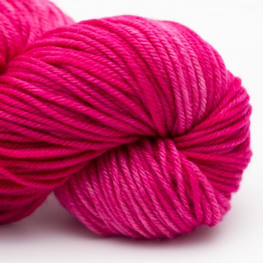 Manos del Uruguay ALEGRIA GRANDE semi solid handgefärbt Merino extrafine LL 180m/100g