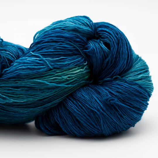 MARINA HANDGEFÄRBT Manos del Uruguay Lauflänge 800m/100g Lace NS 2,5 - 3,5 mm fair trade