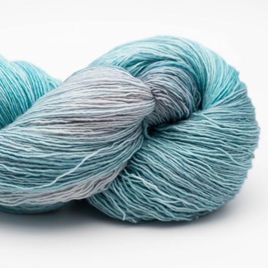 MARINA HANDGEFÄRBT Manos del Uruguay Lauflänge 800m/100g Lace NS 2,5 - 3,5 mm fair trade