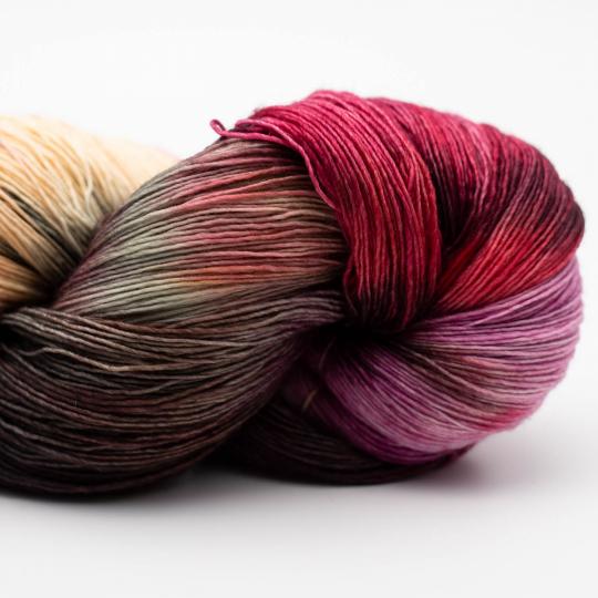 MARINA HANDGEFÄRBT Manos del Uruguay Lauflänge 800m/100g Lace NS 2,5 - 3,5 mm fair trade